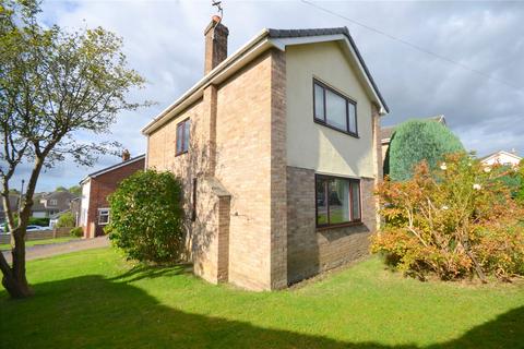 3 bedroom detached house for sale, Kings Head Drive, Mirfield, West Yorkshire, WF14