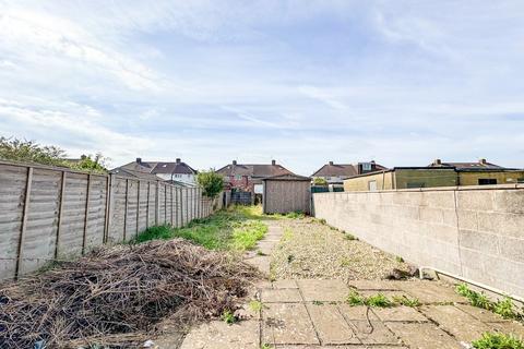 3 bedroom terraced house for sale, Durban Road, Patchway, Bristol, Gloucestershire, BS34