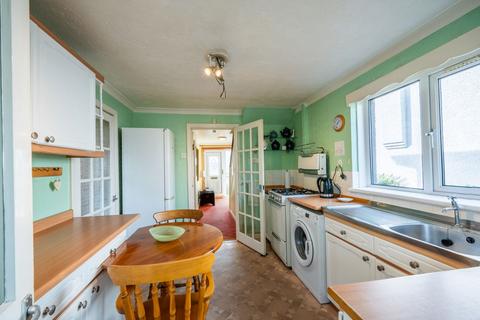 60 Barry Road, Kirkcaldy, KY2 6HZ