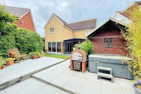 6 Wilkin Drive, Tiptree, Colchester, CO5 0QP
