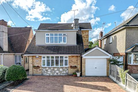 33a Bilton Road, Benfleet, SS7 2HQ