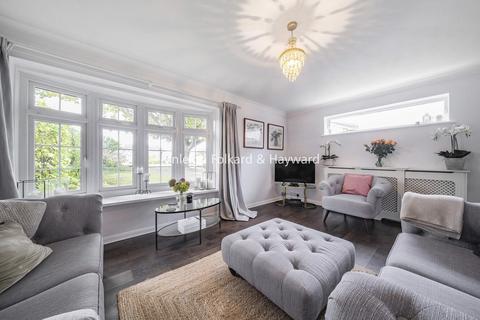 3 bedroom link detached house for sale, Broadheath Drive, Chislehurst