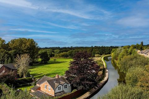 3 bedroom detached house for sale, Heron Way, Sandbach, CW11