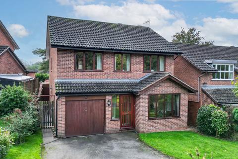 4 bedroom detached house for sale, Maisemore Close, Church Hill North, Redditch B98 9LN