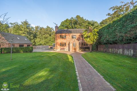 3 bedroom semi-detached house for sale, Aldermaston Road, Tadley RG26