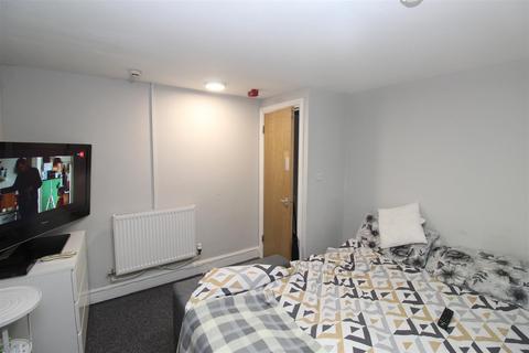 1 bedroom flat to rent, Pen-Y-Wain Road, Cardiff CF24