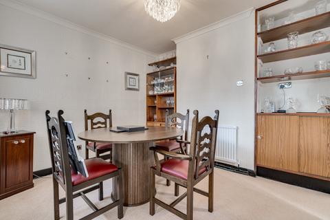 16 Chestnut Drive, Westhoughton, Bolton, BL5 2NY
