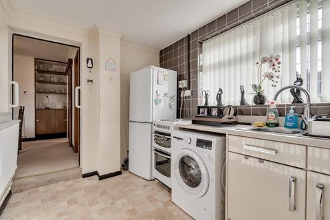 16 Chestnut Drive, Westhoughton, Bolton, BL5 2NY