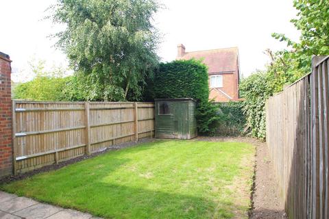 2 bedroom semi-detached house to rent, Thame, Oxfordshire