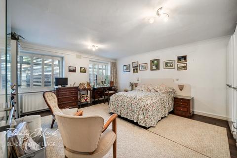 2 bedroom flat for sale, Shooters Hill Road, LONDON