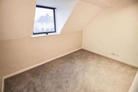 131 Beauchamp Road, West Molesey, KT8 2PJ