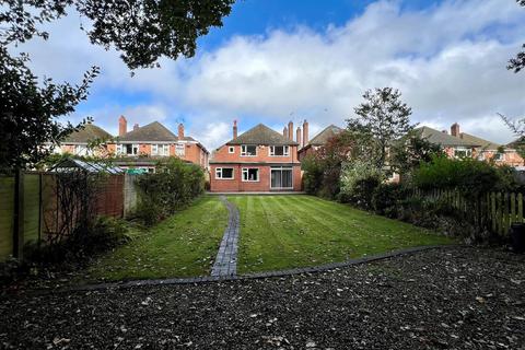 4 bedroom detached house for sale, Northbrook Road, Shirley, Solihull