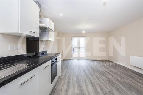 2 bedroom flat to rent, Belltower House, 347 City Road, Manchester M15