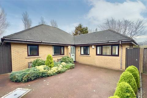 2 bedroom bungalow for sale, Hume Court, Hoylake, Merseyside, CH47