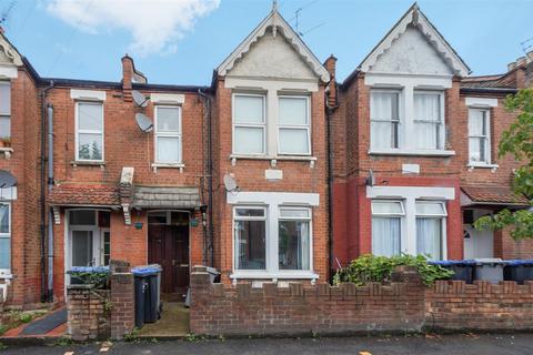 2 bedroom maisonette for sale, Deacon Road, Willesden