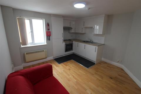 1 bedroom flat to rent, Whitchurch Road, Cardiff CF14