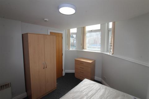 1 bedroom flat to rent, Whitchurch Road, Cardiff CF14