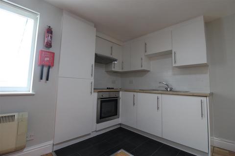 1 bedroom flat to rent, Whitchurch Road, Cardiff CF14