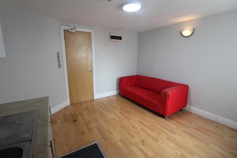 1 bedroom flat to rent, Whitchurch Road, Cardiff CF14