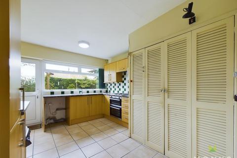 2 bedroom detached bungalow for sale, Mytton Lane, Shawbury, Shrewsbury