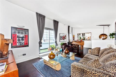 63 Sunlight Square, London, E2 6LD