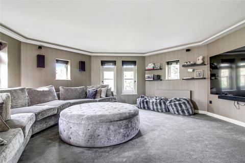 3 bedroom penthouse for sale, Fitzjohns Avenue, Hampstead, London, NW3