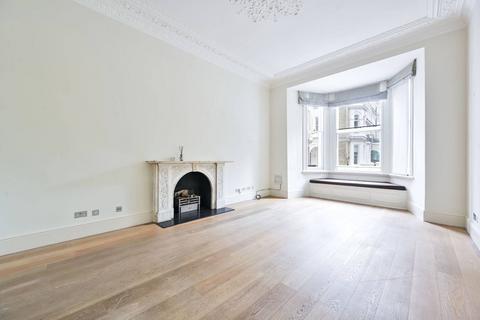 2 bedroom flat for sale, Redcliffe Square, Chelsea, London, SW10