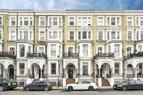 2 bedroom flat for sale, Redcliffe Square, Chelsea, London, SW10