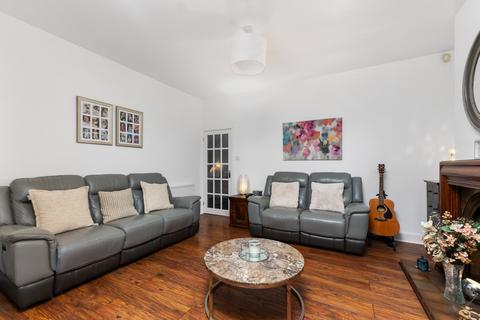 68 Duddingston Road, Edinburgh, EH15 1SG