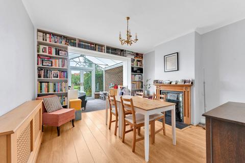 12 Avondale Road, London, SE9 4SN