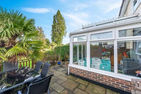12 Avondale Road, London, SE9 4SN