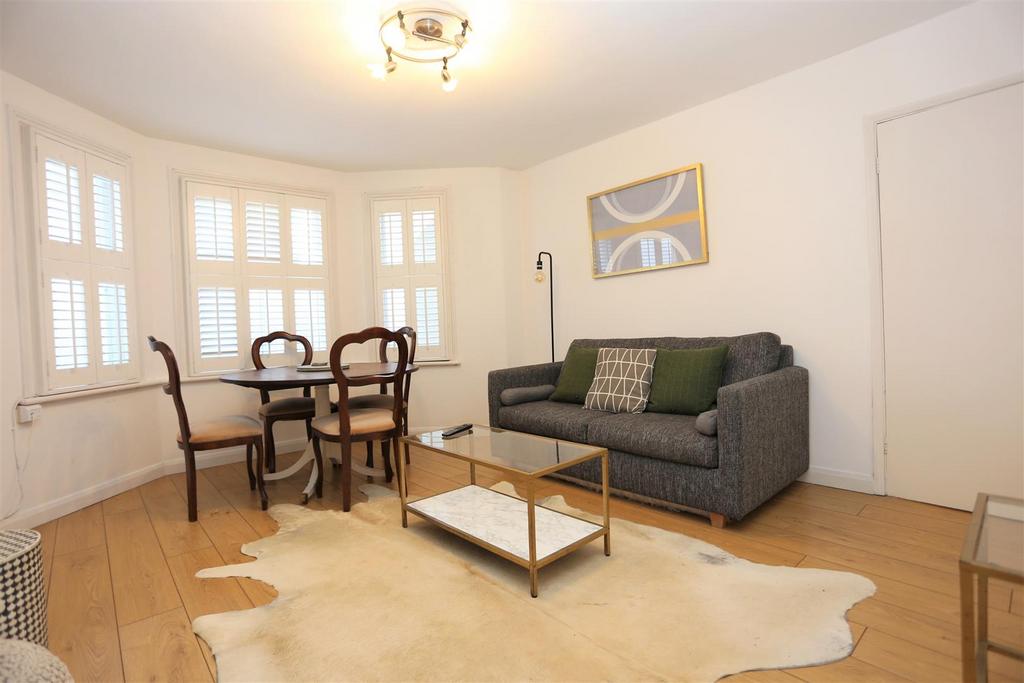Lansdowne Street, Hove 1 bed flat to rent £1,200 pcm (£277 pw)
