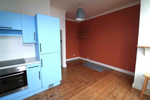 1 bedroom flat to rent, Champion Road, Sydenham