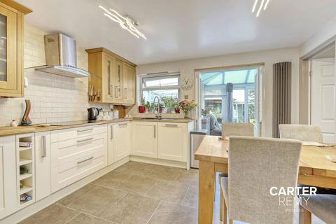 8 Avondale Road, Basildon, SS16 4TT