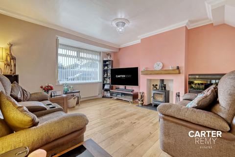 8 Avondale Road, Basildon, SS16 4TT