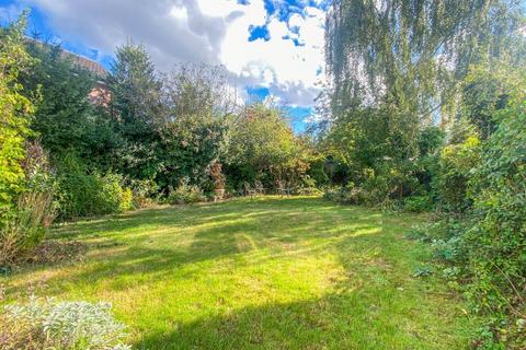 5 Buristead Road, Great Shelford, Cambridge, CB22 5EJ