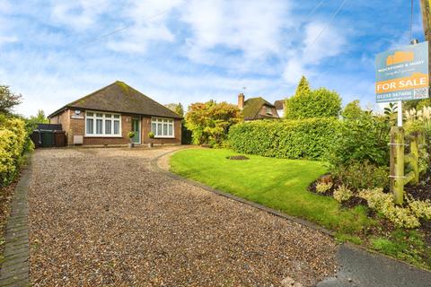 3 bedroom bungalow for sale, Parkside, Lenacre Street, Ashford, Kent