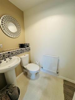 8 Chaffinch Road, Easington Lane, Houghton Le Spring, DH5 0GF