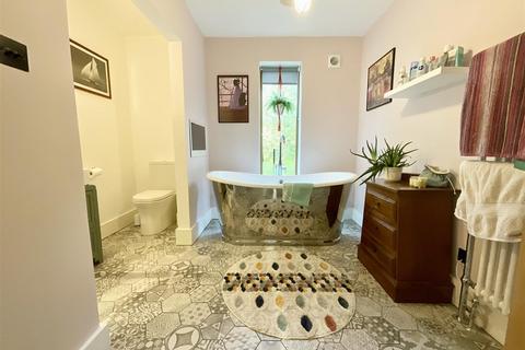 32 Stepney Drive, Scarborough, YO12 5DH
