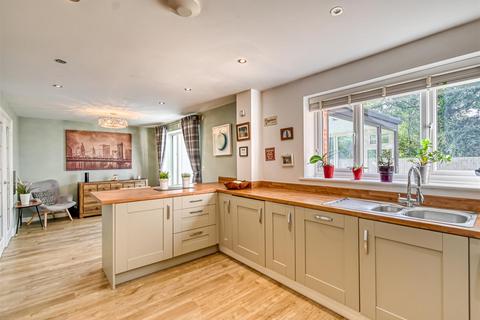 4 bedroom detached house for sale, 15 Haycop Rise, Broseley