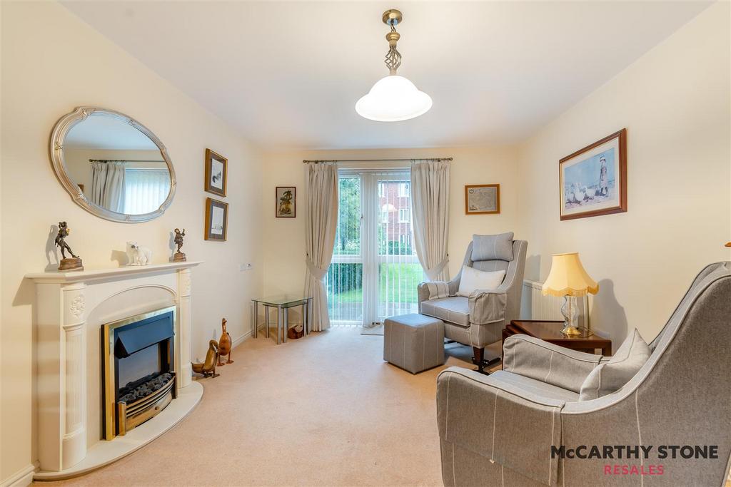 8619197-interior14.jpg