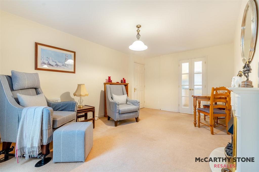8619197-interior17.jpg