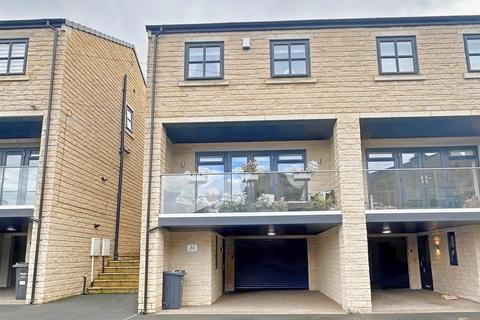 3 bedroom semi-detached house for sale, Lambert Street, Greetland, Halifax