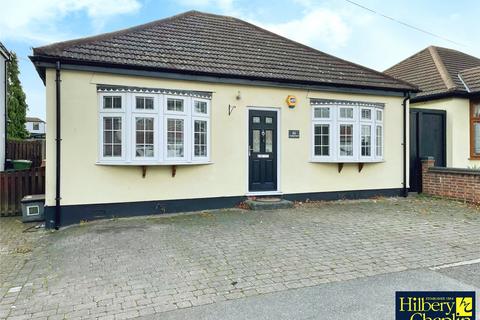 3 bedroom bungalow for sale, Cranham Road, Hornchurch, RM11