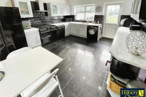 3 bedroom bungalow for sale, Cranham Road, Hornchurch, RM11