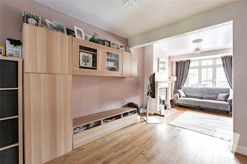 3 bedroom end of terrace house for sale, Waverley Road, Rainham, RM13