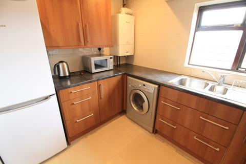 3 bedroom flat to rent, Forest Road East, Nottingham NG1