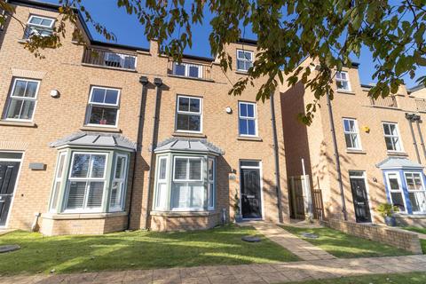 5 bedroom semi-detached house for sale, St. Bartholomews Court, Benton, Newcastle Upon Tyne