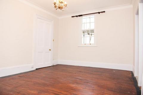 1 bedroom flat to rent, Strangways Terrace, Truro, TR1