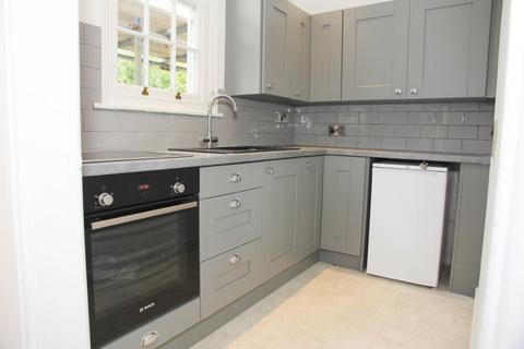 1 bedroom flat to rent, Strangways Terrace, Truro, TR1